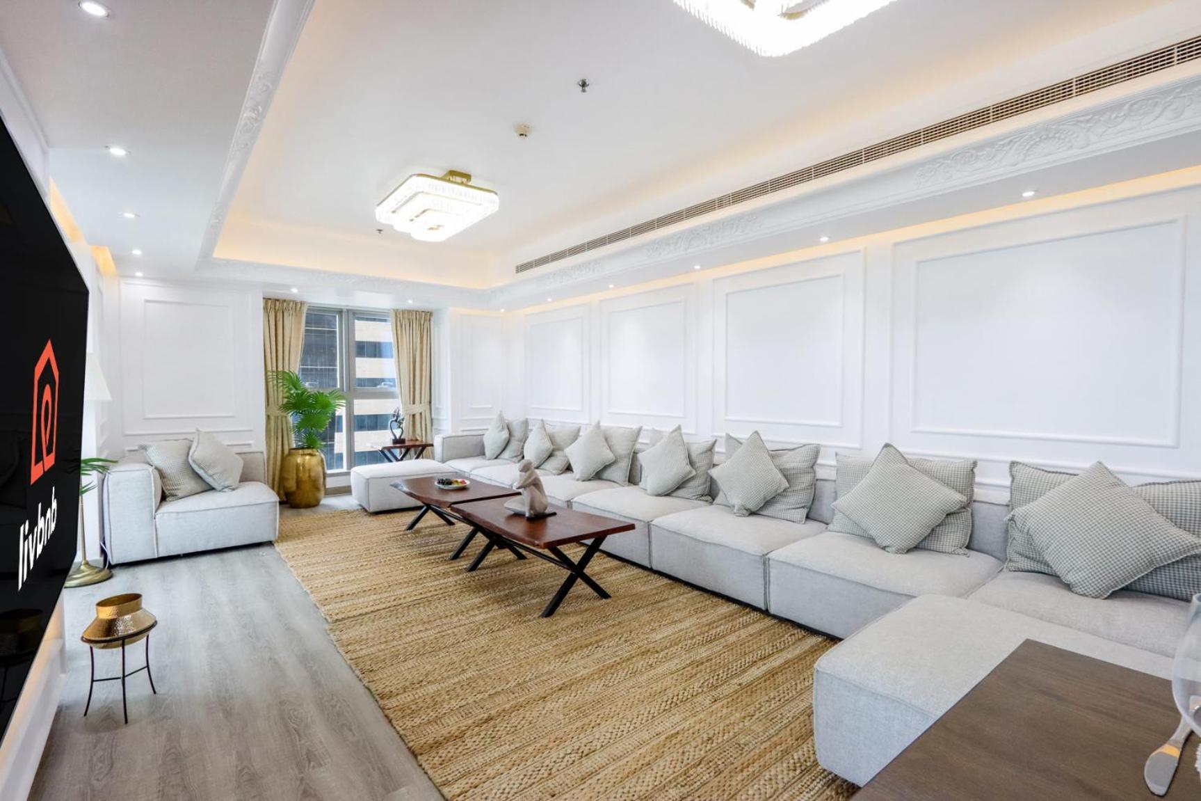 Livbnb - 3bhk With Sea And Palm Views