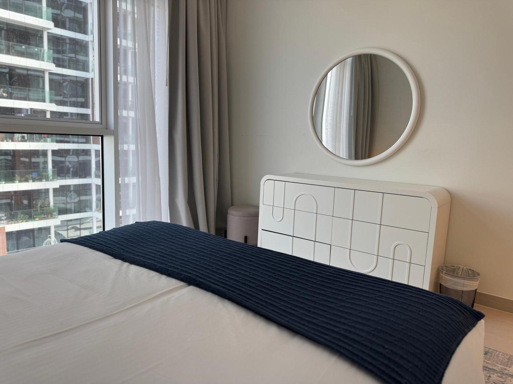 Apartamento Ashri Luxe Spacious Near Metro, Frame