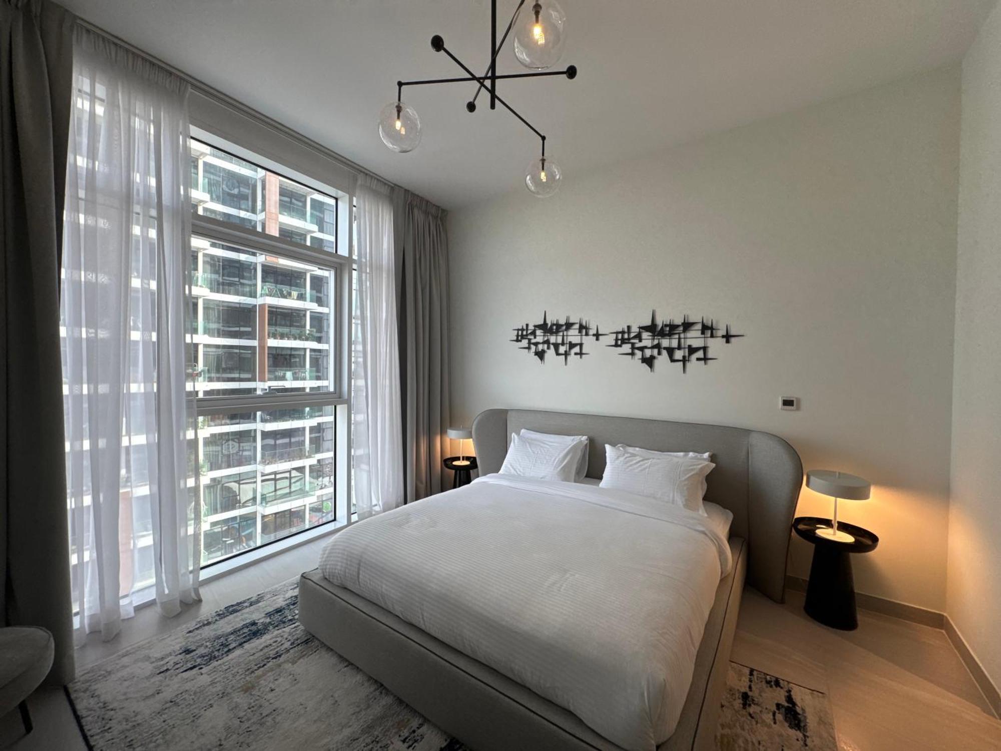 Ashri Luxe Spacious Near Metro, Frame Apartamento Dubái