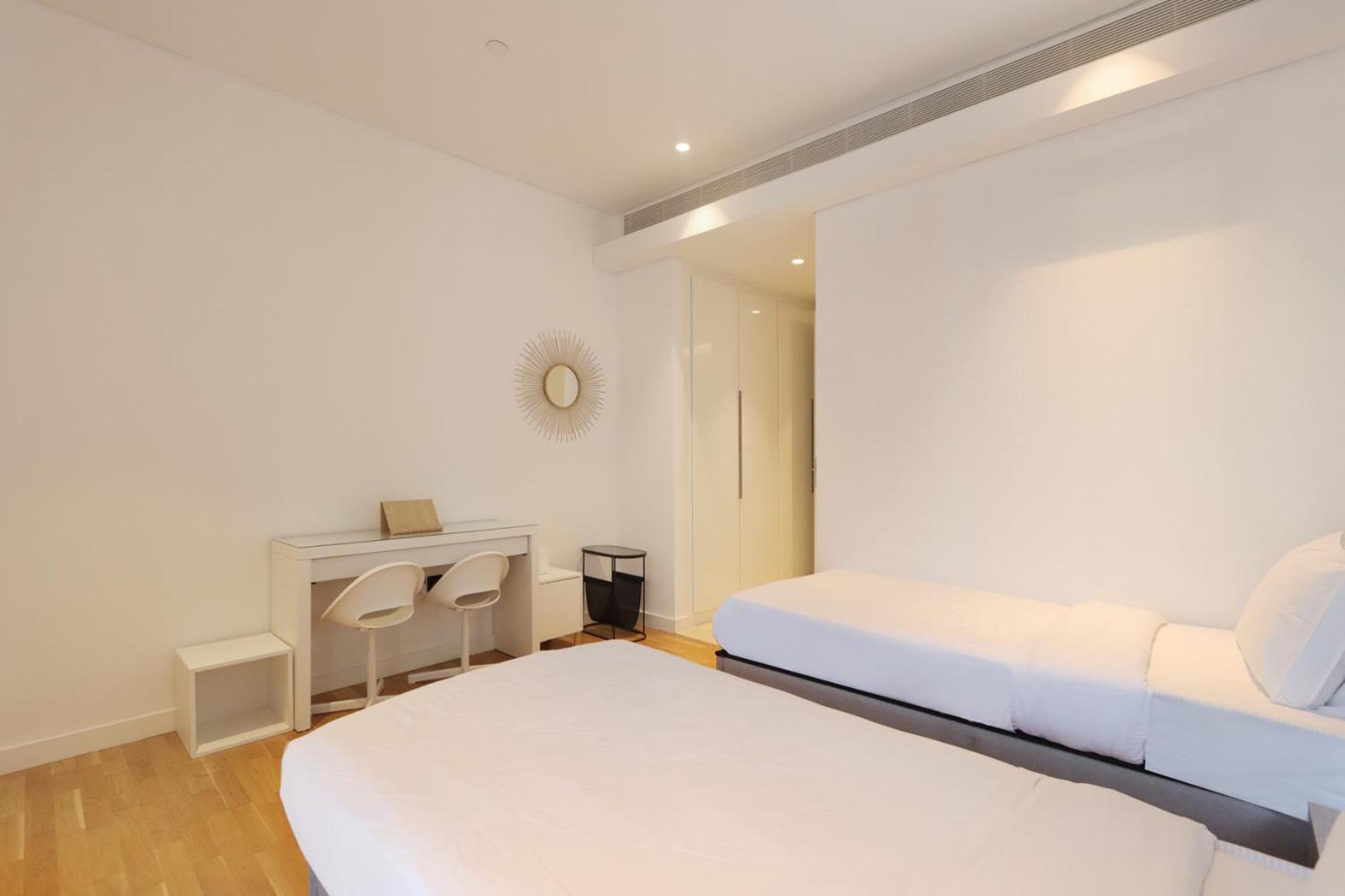 Livbnb-upgraded 2br Maid's With Sea View Dubai