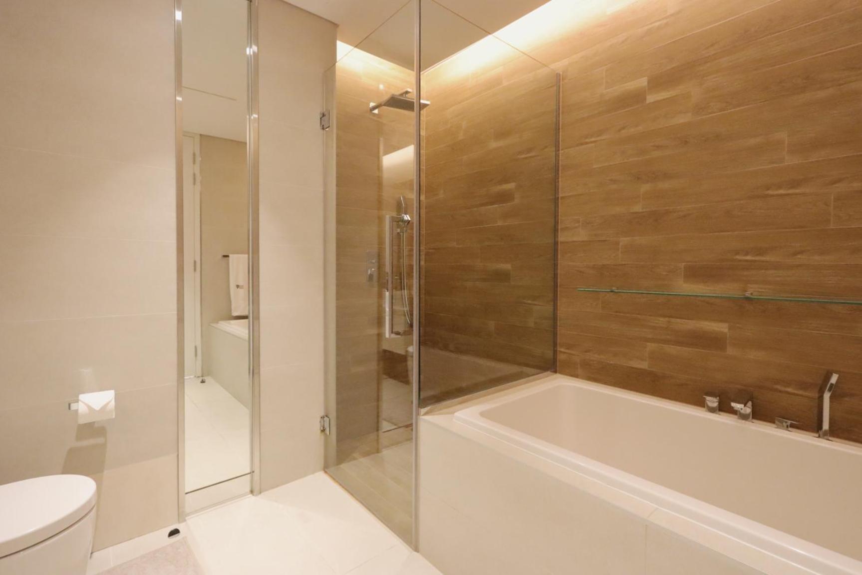 Livbnb-upgraded 2br Maid's With Sea View * Dubai