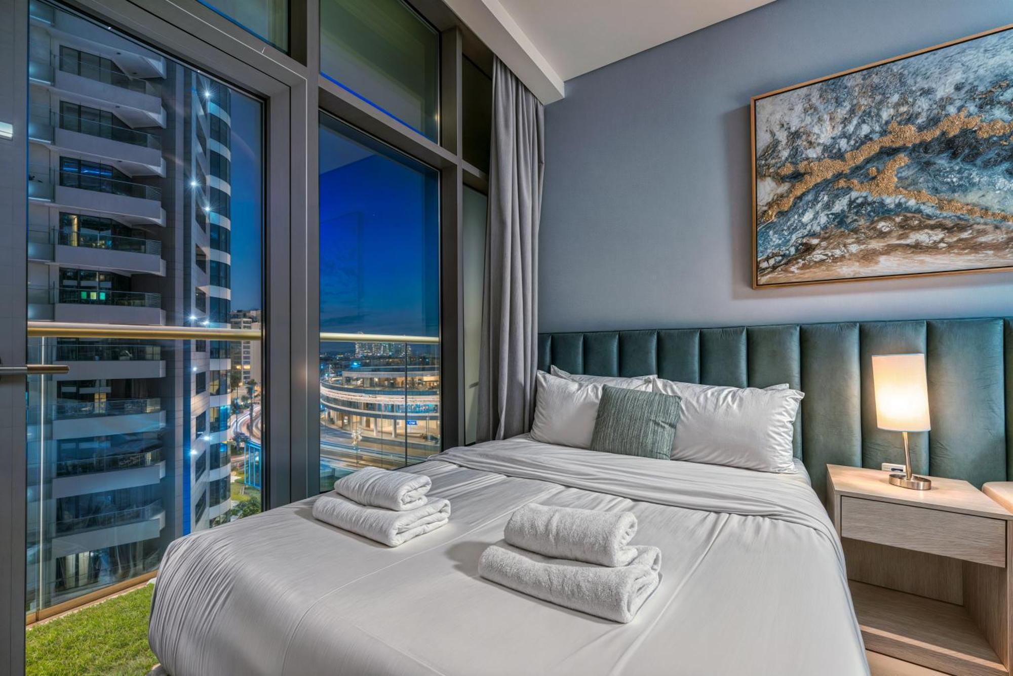 Palm Jumeirah - Luxe Infinity Pool I Direct Access Appartement