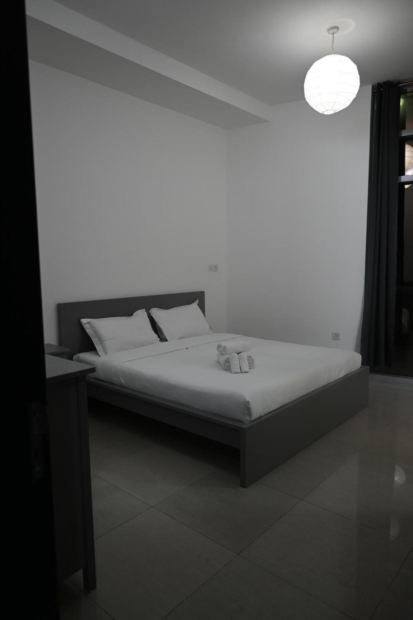 Apartment 3 Bedroom Marina Wharf With A View! Great For Groups! Near The Beach, Many Activities 1 Maid Dubai