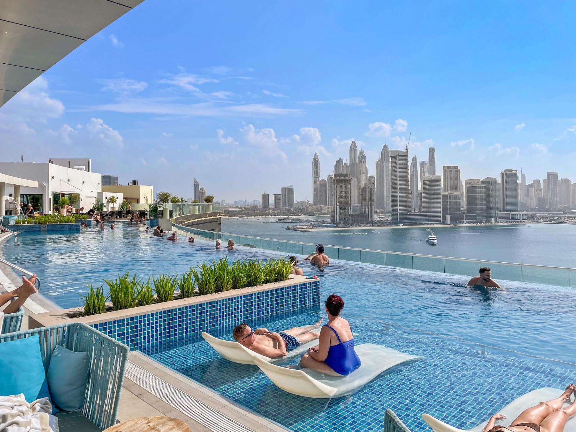Vayk - Modern With Access Apartamento