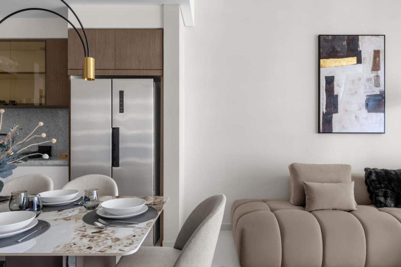 Palm-view 2br Elie Saab Luxury Appartement