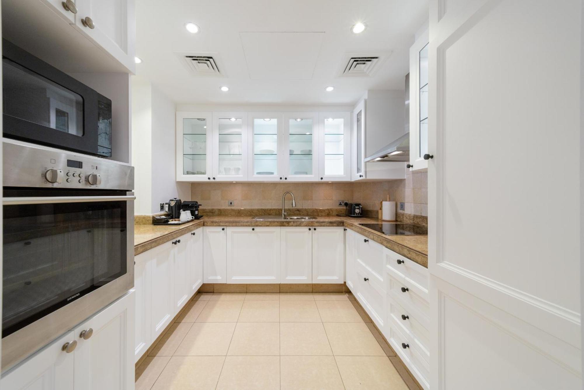 Eden's Homes & - Burj Khalifa Community Appartamento Dubai