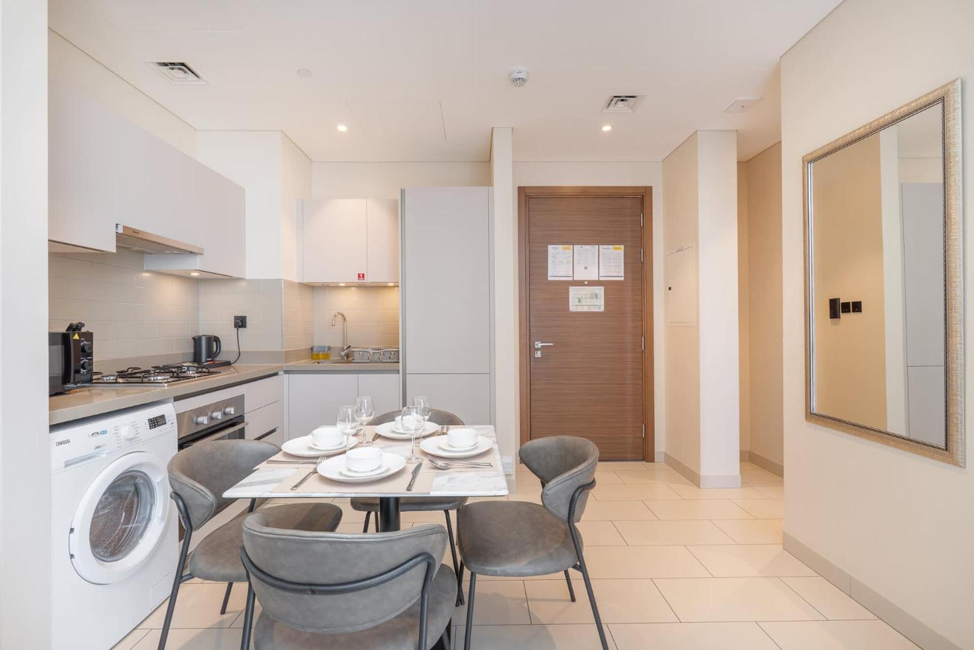Chic 1br In Sobha Creek Vistas Sleeps 2