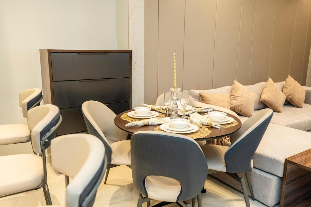 Appartement Skyline Retreat Nobles Tower High-floor 2br *
