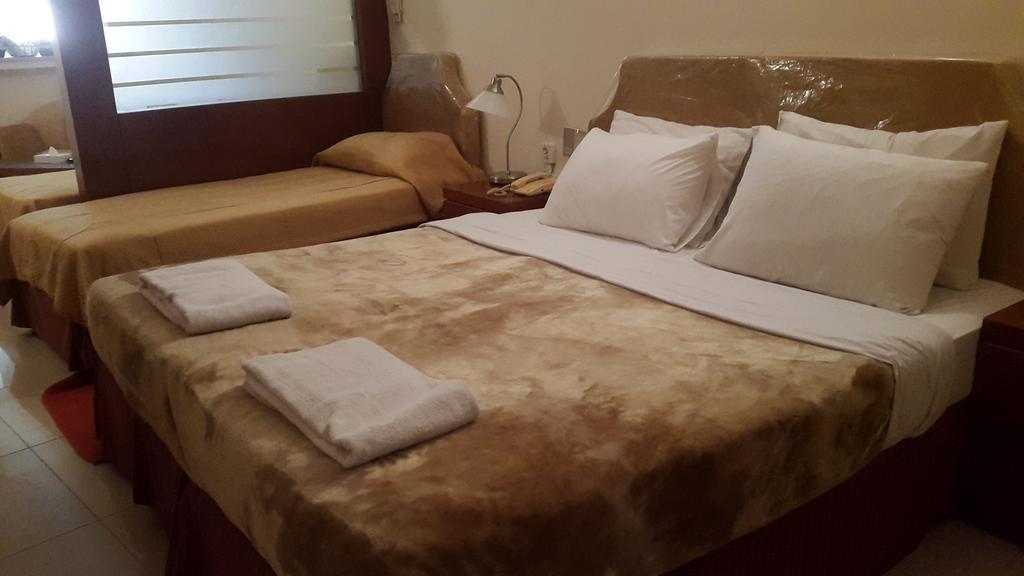 Al Raien Apartahotel Dubái