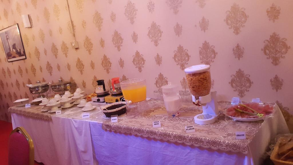 Al Raien Apartahotel Dubái