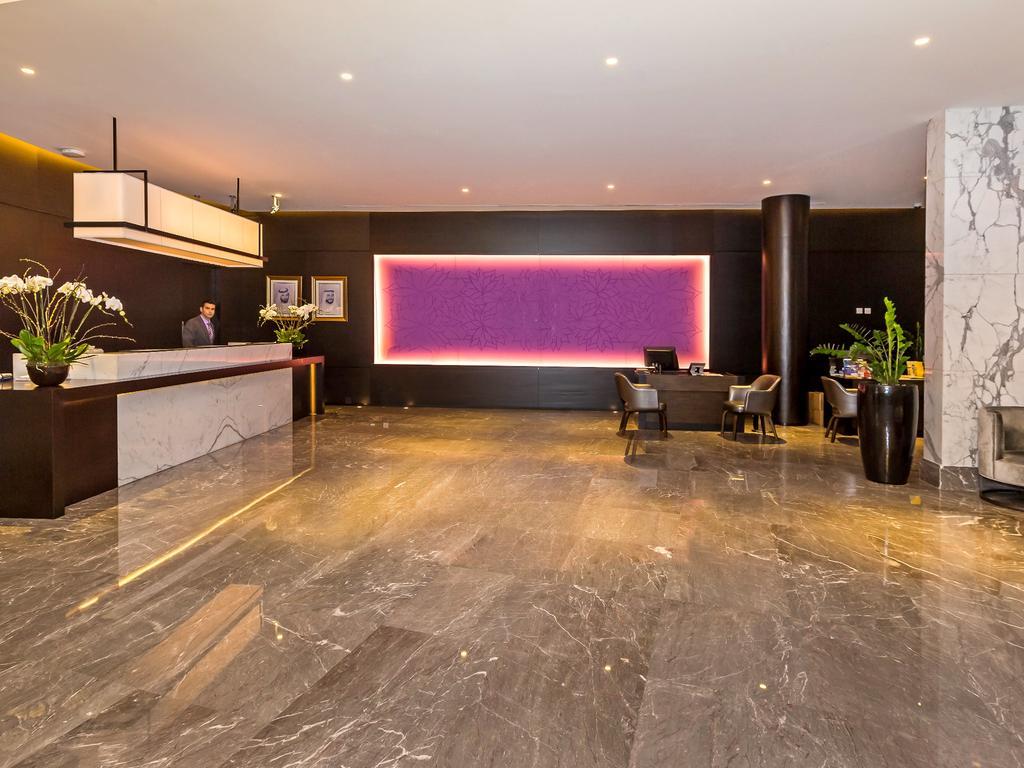Flora Park Deluxe Aparthotel 4*