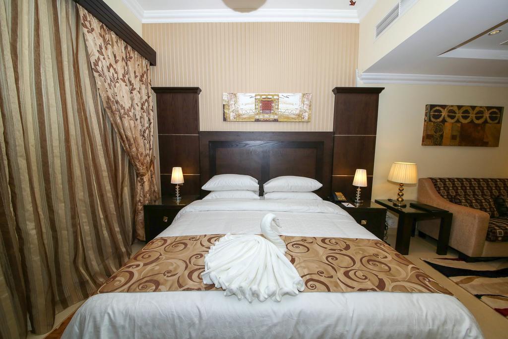 Ivory Grand Apartahotel