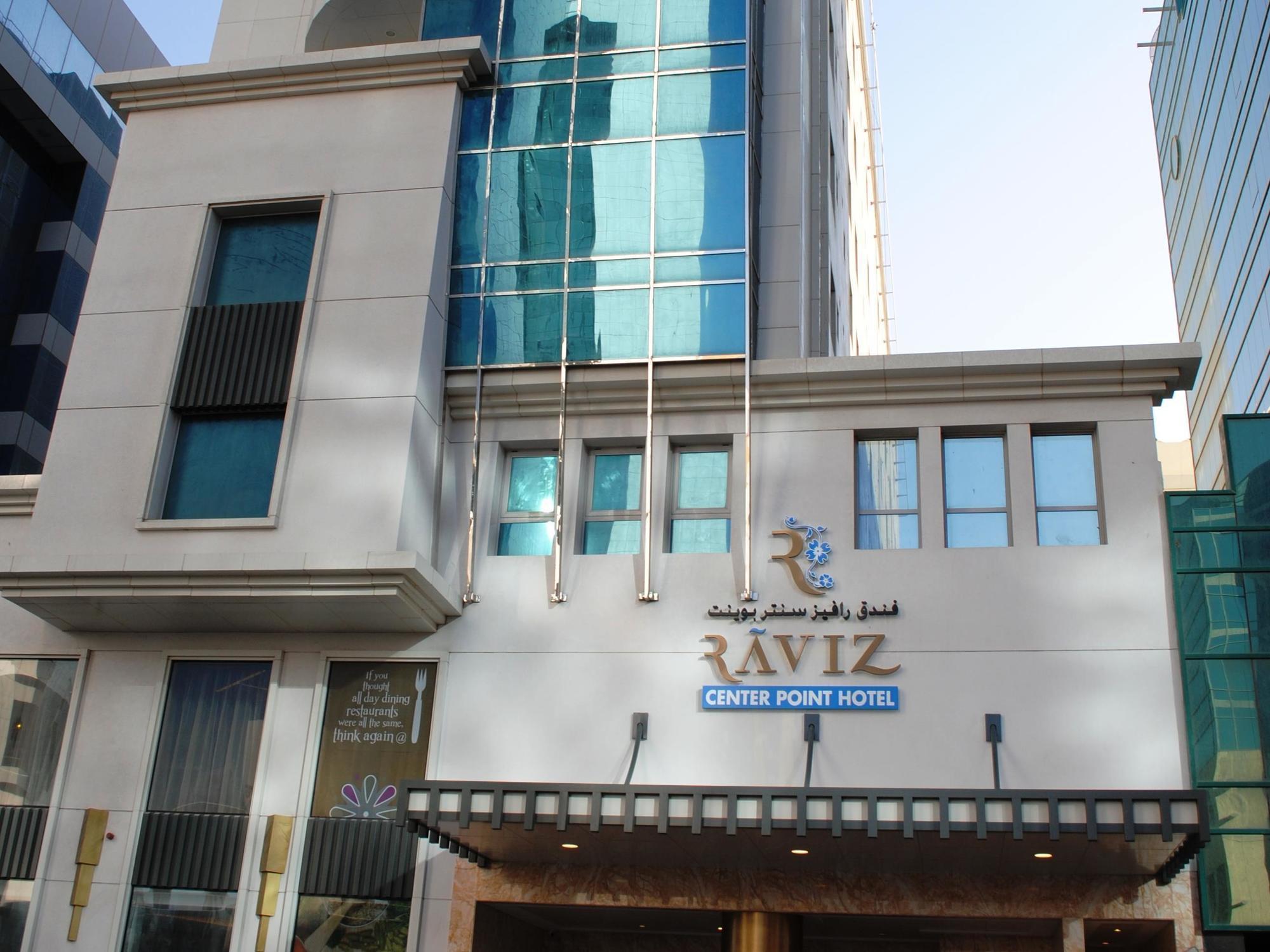 Raviz Center Point 4* Dubai