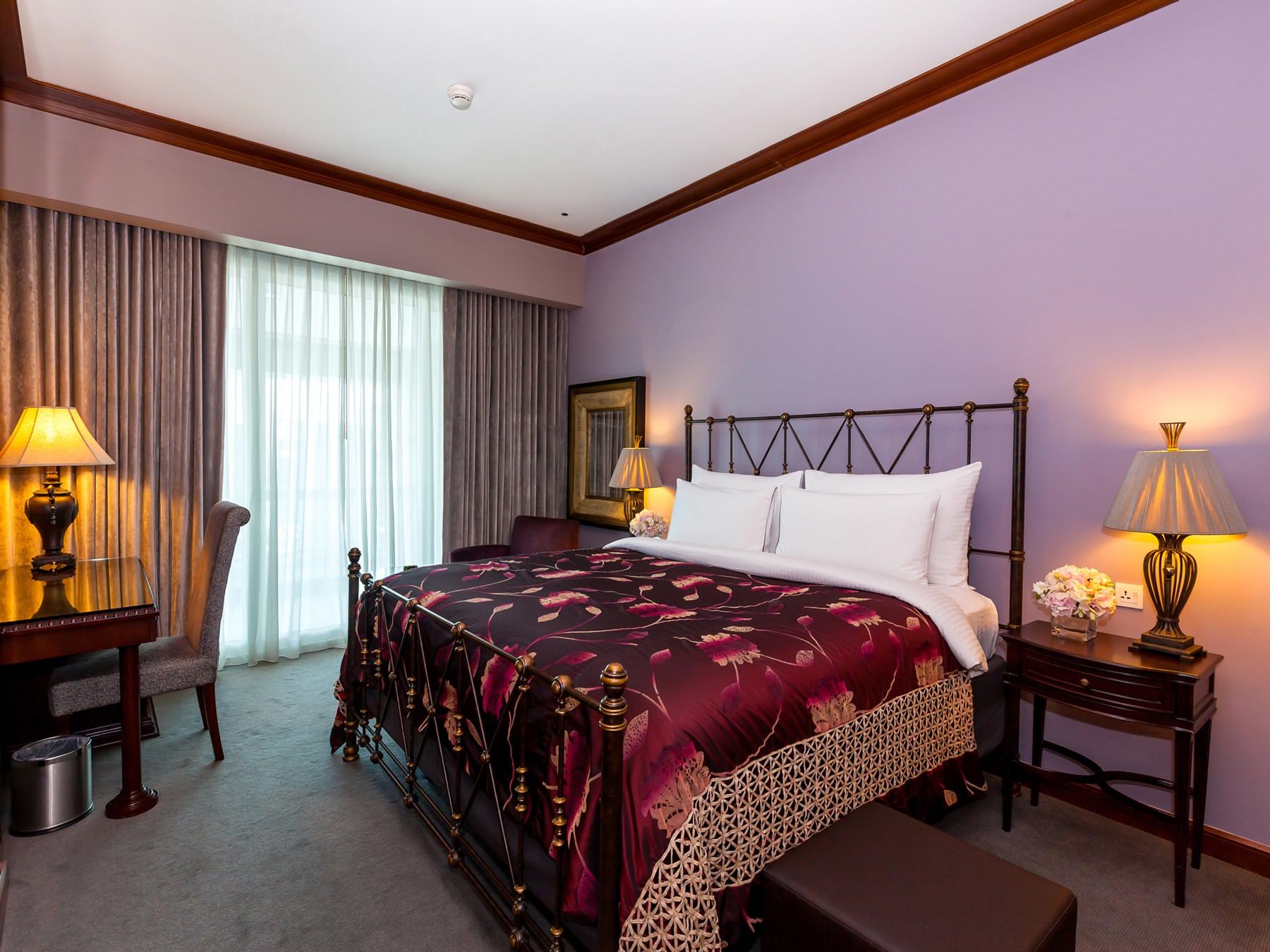 Flora Creek Deluxe Apartahotel 4*