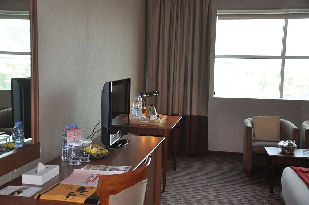 Saffron Boutique 4* Dubái