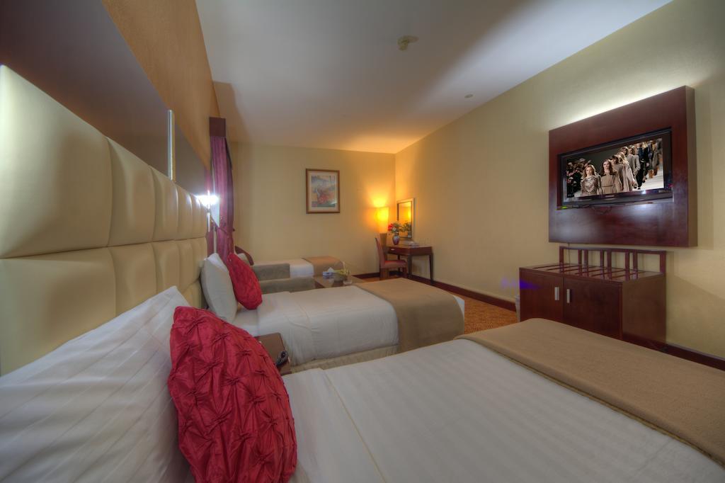 Delmon Boutique 3*