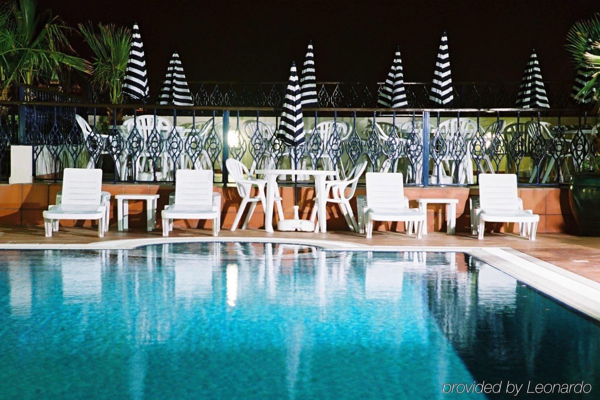 Winchester Grand Apartahotel