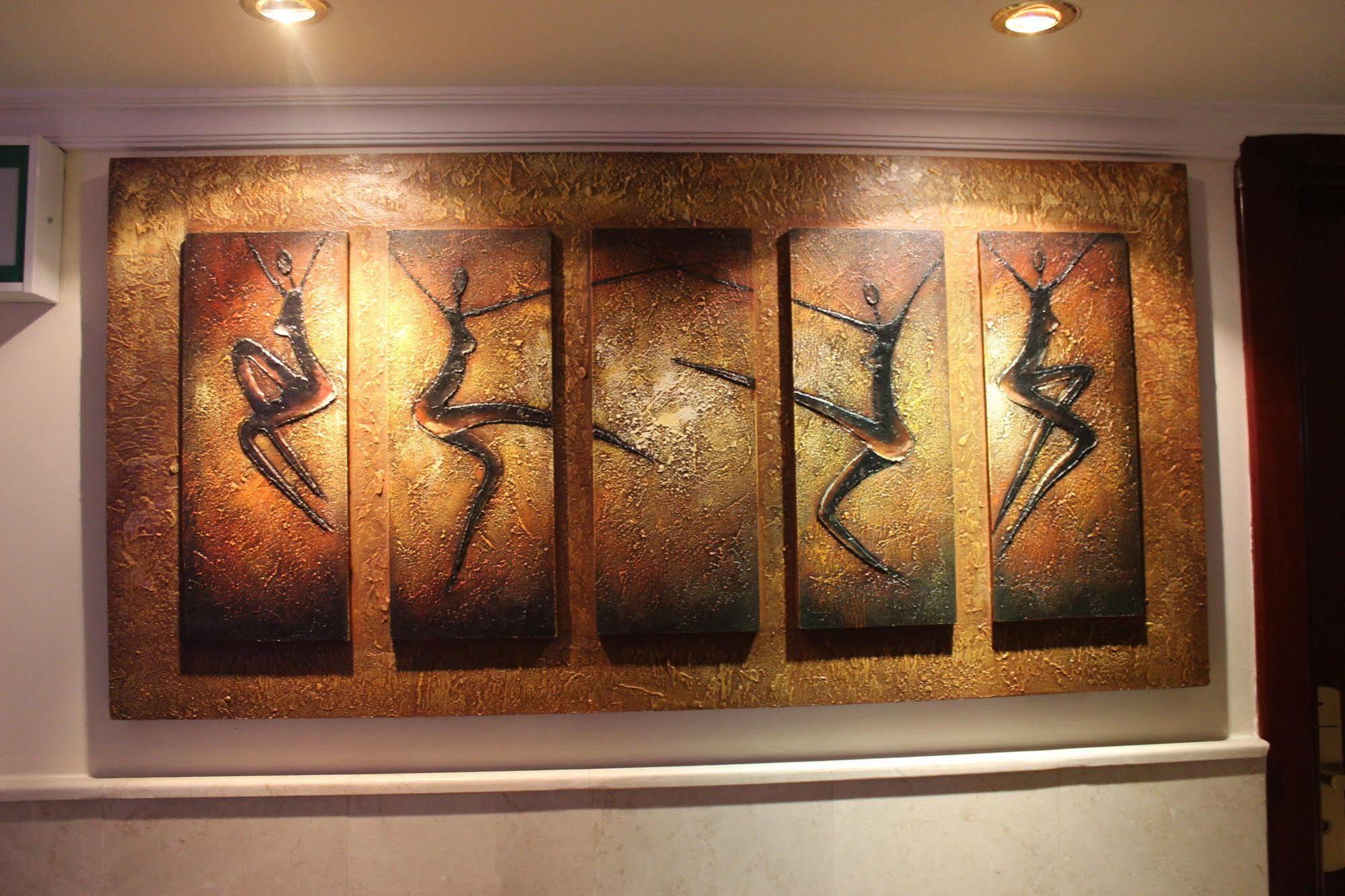 Hotel Saffron