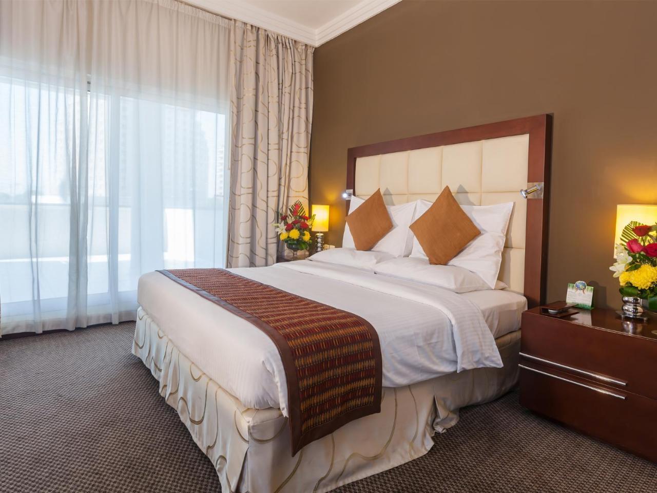 Flora Park Deluxe 4*