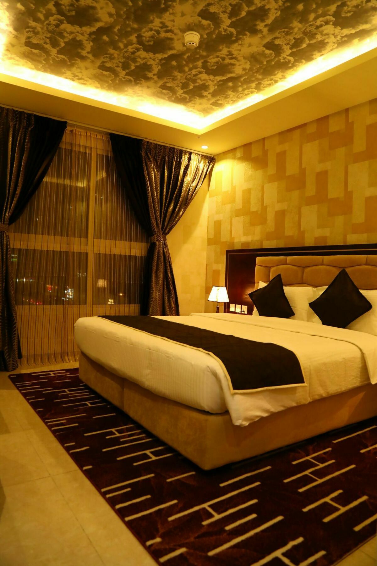 Voyage Hotel Dubai