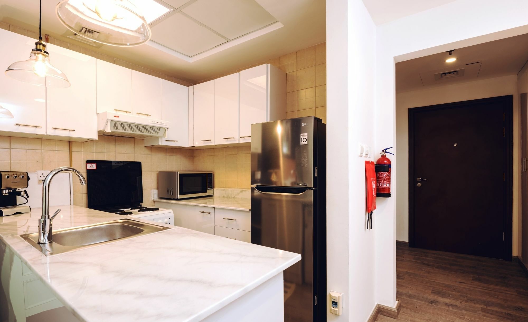 One Perfect - Burj Al Nujoom Apartment *