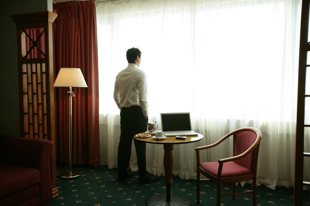 The George By Saffron, Creek 3* Dubái