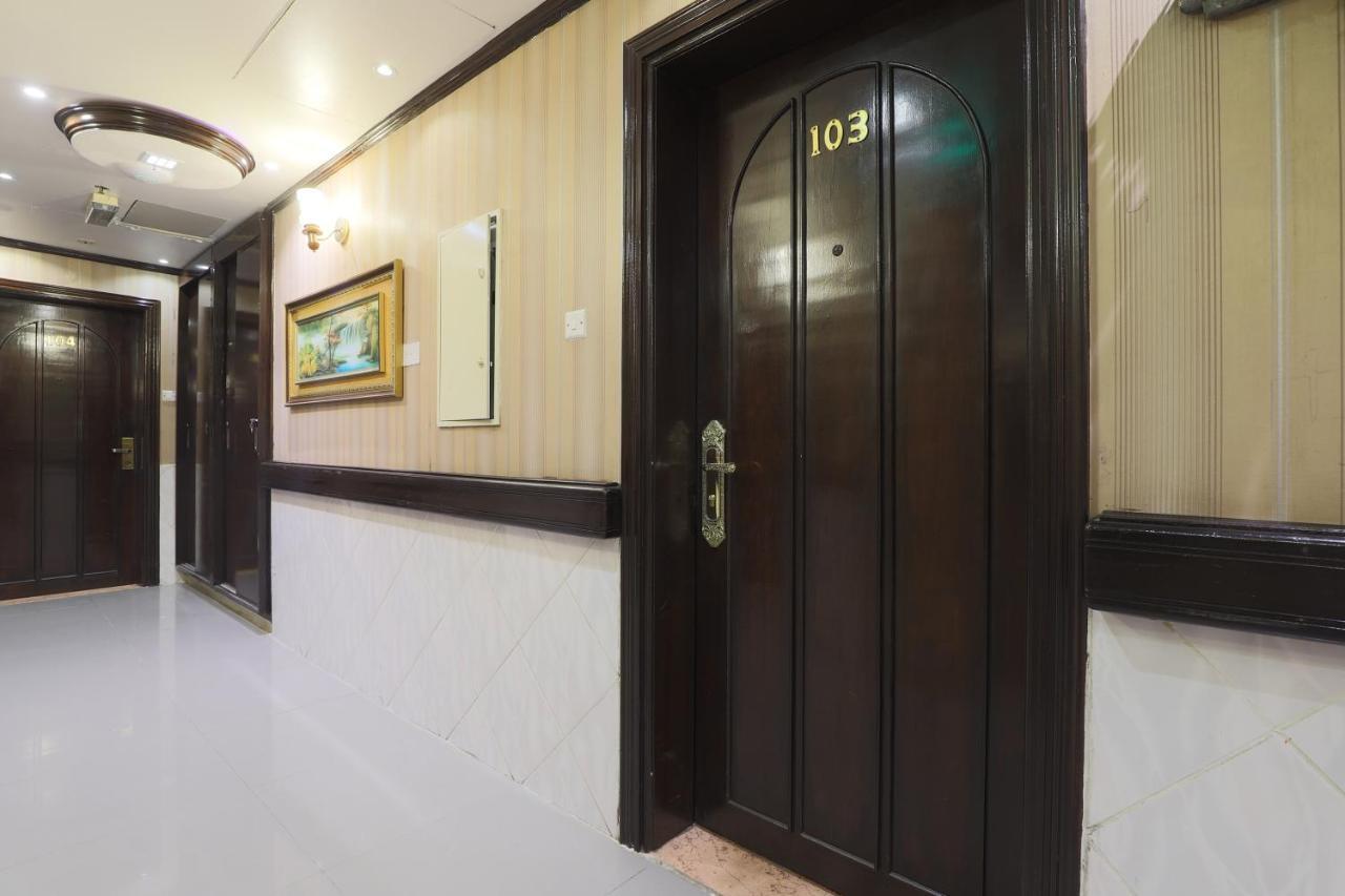 Hotell Oyo 329 Down Town *