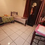 Bedspace for girls near metro station
