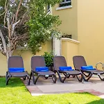 Chic 4Br Villa With Assistant Room And Private Pool On Palm Jumeirah By Deluxe Holiday Homes