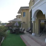 Chic 4Br Villa With Assistant Room And Private Pool On Palm Jumeirah By Deluxe Holiday Homes