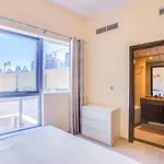 Bay Central Apartment With Awesome Marina View