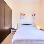 Bay Central Apartment With Awesome Marina View