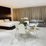Luxury Casa Premium Studio Apartments - With Full Kitchen, Balcony At Jbr Beach