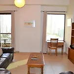 Luxury Escapes - Large 1Bed With Balcony And A Great Marina View In Jbr