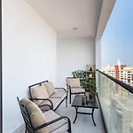 Baytik -Classy 2Br Apartment Al Barsha