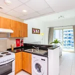 Bespoke Holiday Homes - Studio Apartment With Marina View