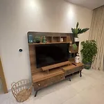 Luxury 5 Star 1 Bed Apartment
