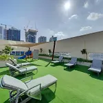 Luxurious Studio Hotel Amenities
