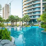 Maison Privee - Cool Dubai Apt Next Burj Khalifa & Design District