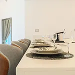 Higuests - Luxurious High-Rise Apartment With Stunning Views