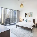 Stunning Views Elegant 5 Star Luxury 1Br Dubai Marina