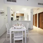 Luxury Staycation - Park Gate Residences - Lush Green Garden Of Zabeel Park