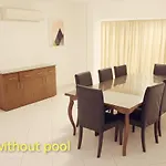 J5 Four Bedroom Villa Holiday home in Al Wasl