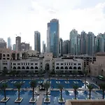 Chic 2Br With Burj Khalifa View In Souk Al Bahar