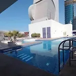 Cheerful 3 Bedroom Apartment