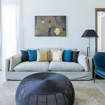 Nasma Luxury Stays - Luxury Retreat With Balcony And Stunning City View