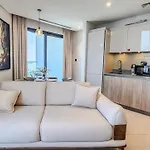 Stay By Latinem Luxury 2Br Holiday Home W1704 Near Burj Khalifa