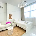 Mira Holiday Homes - Fully Furnished Studio In Jvc