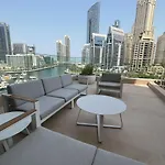 Stella Maris, Dubai Marina