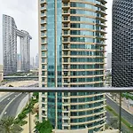 1Br With Burj Khalifa View - Loft Central